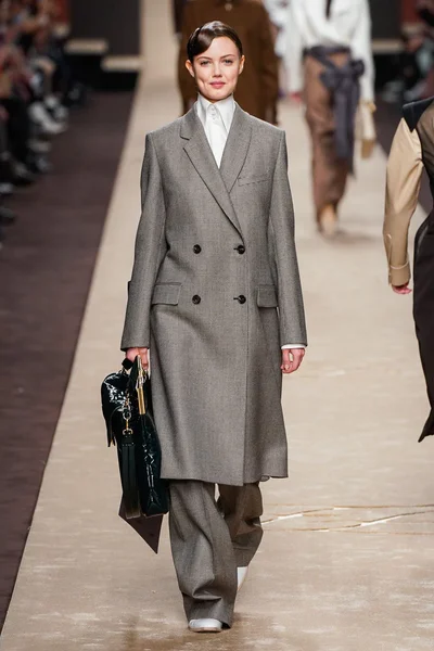 Look 6